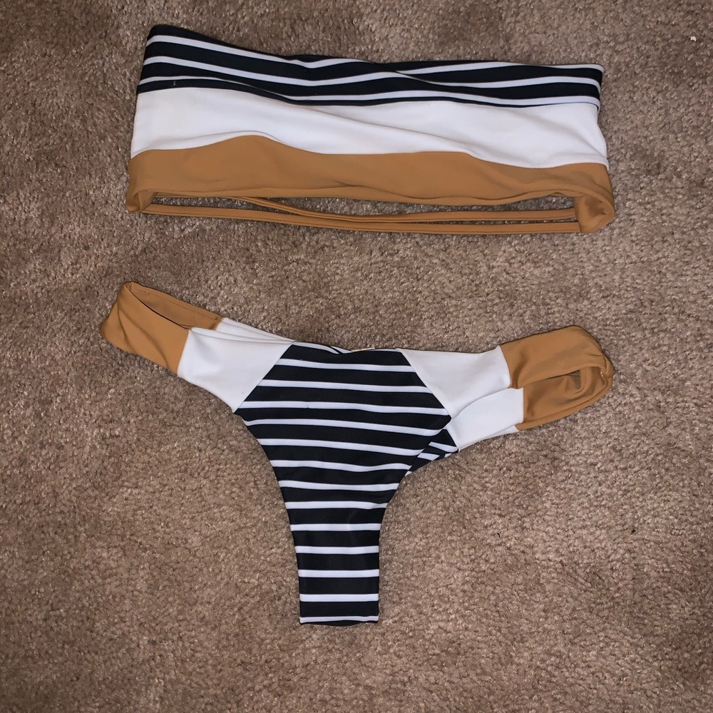 CHEEKY STRIPED BAKINI